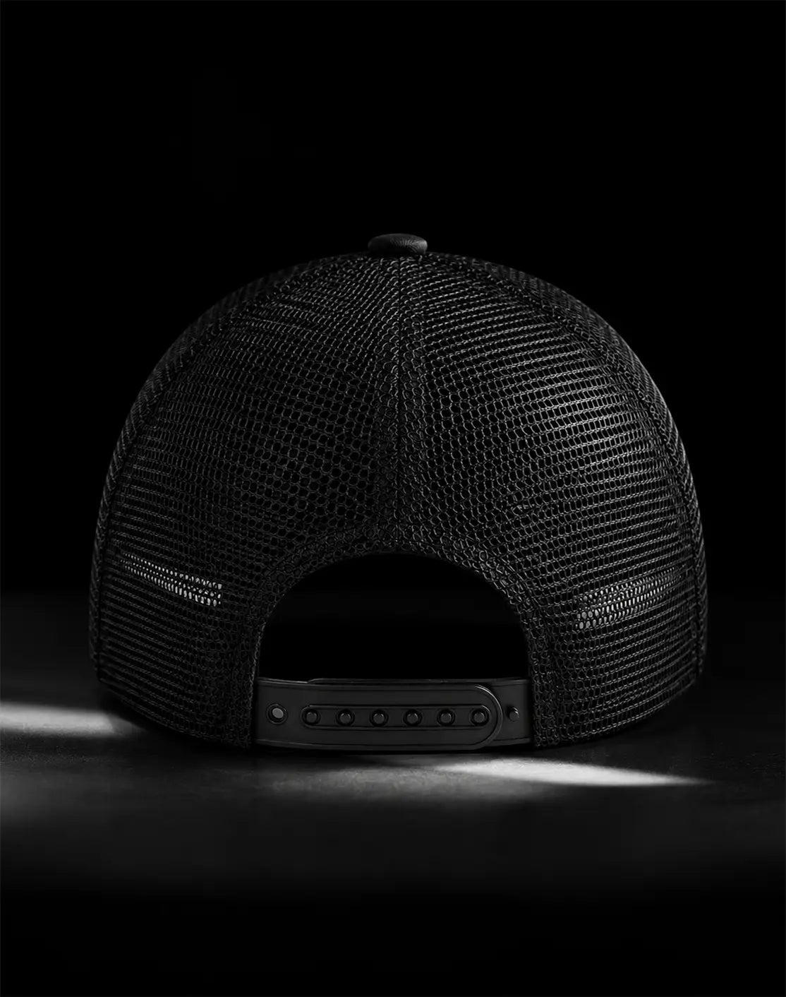Essentials Trucker Black