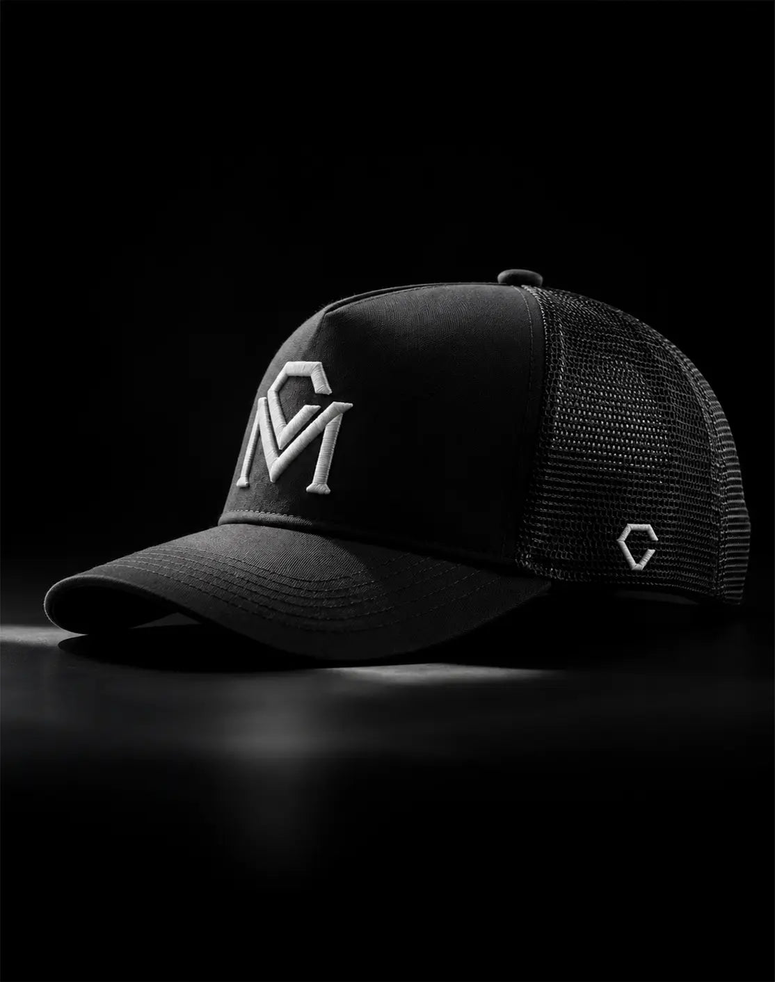 Essentials Trucker Black